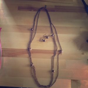 Necklace and earring set